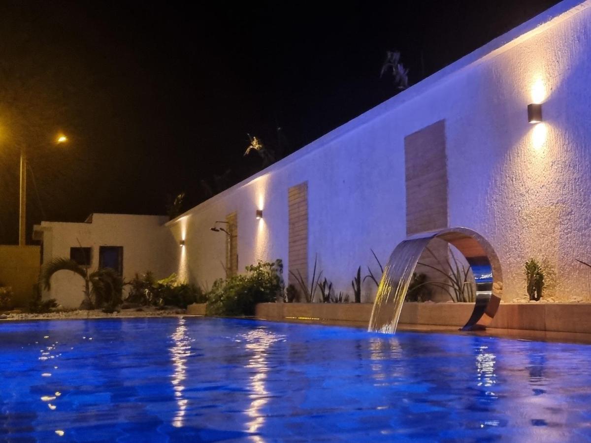 Villa Bolati, Avec Piscine, Jacuzzi, Jardin Et Vue Bonoua Buitenkant foto